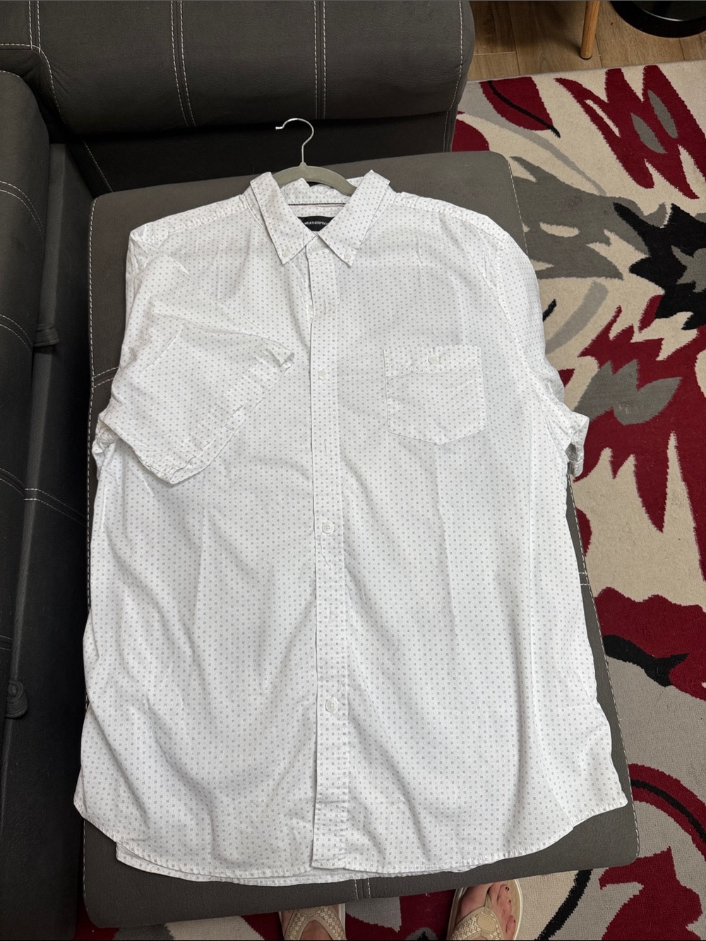 Men’s Weatherproof White Short-Sleeve Button-Down Shirt with Micro Dot Print